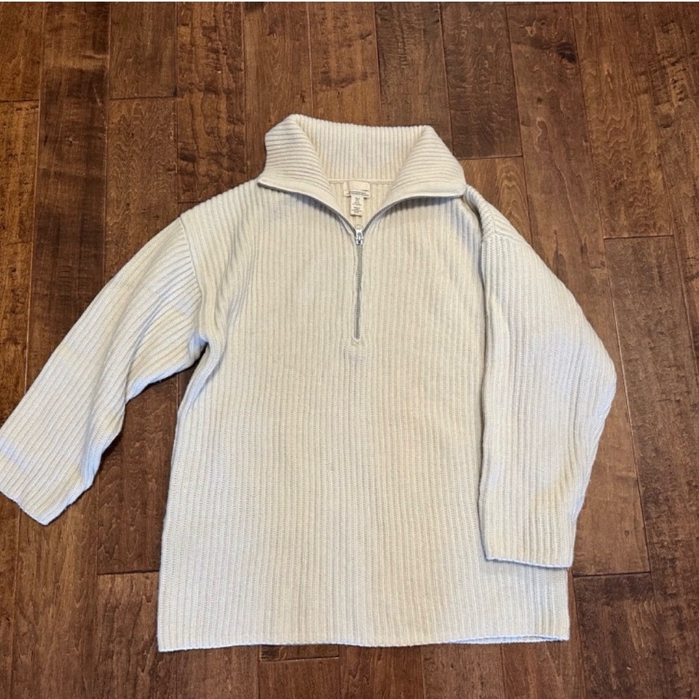 H&M Luxury Cashmere Wool Blend Oversized Sweater Size Small